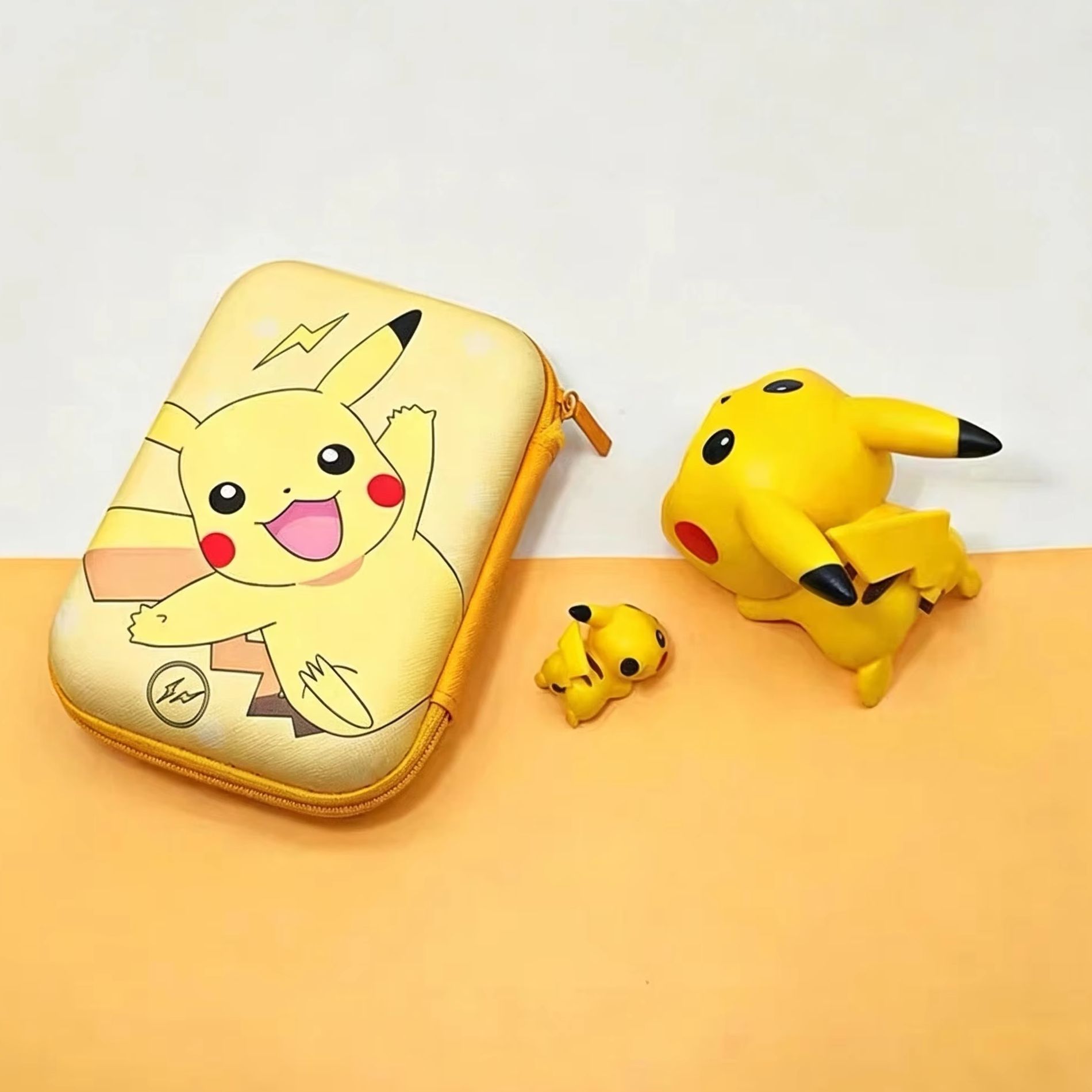 Travel Accessories In Japan - Tas Penyimpanan Kartun Kuping Petir Kuning