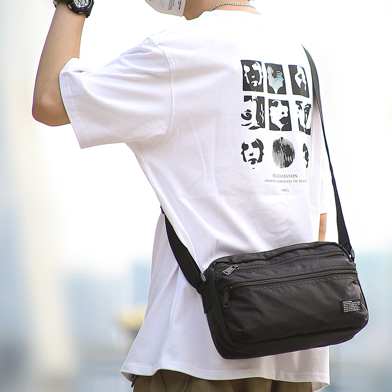 Tas Selempang Minimalis untuk  - Travel Accessories In Japan ulasan dan harga